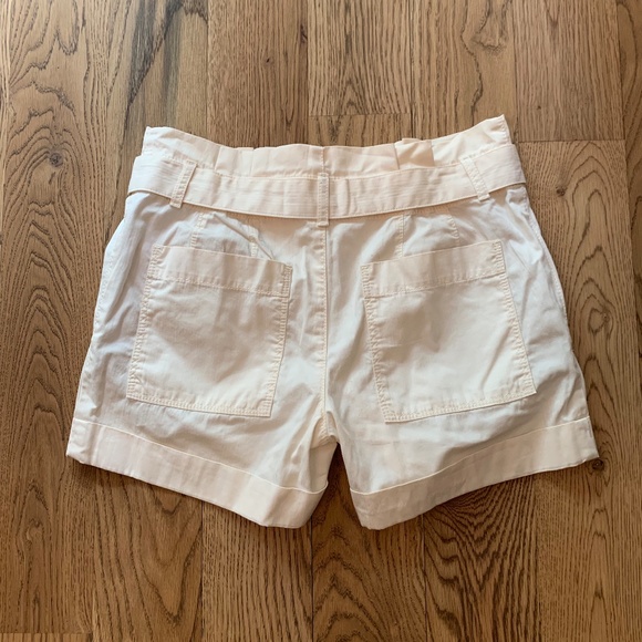 Ann Taylor Loft High Waist Cream Short - Picture 2 of 2